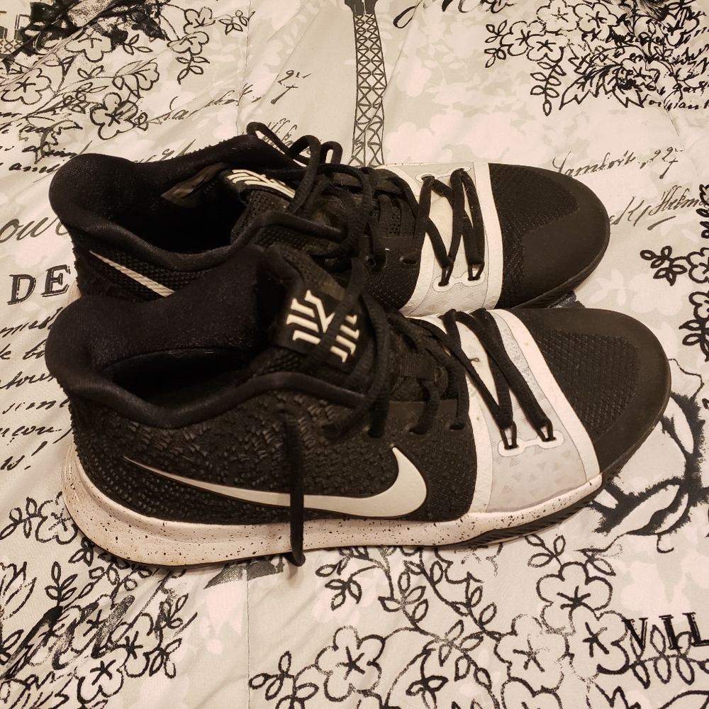 Kyrie Tuxedo